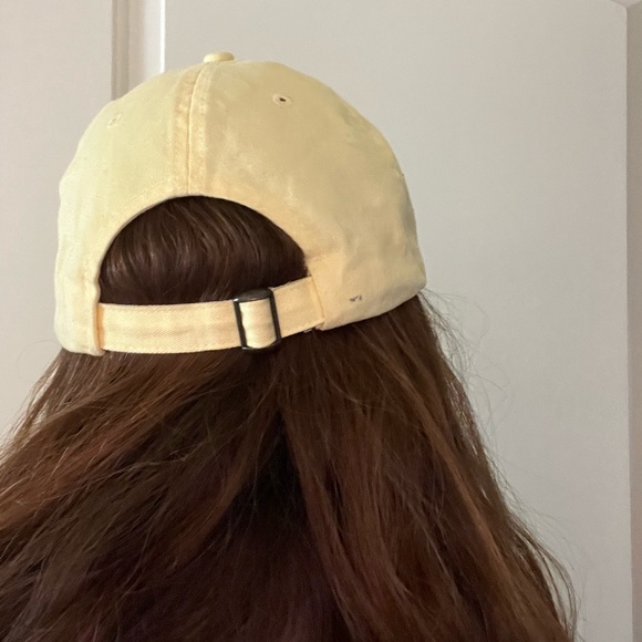 Baseball hat - Picture 3 of 3